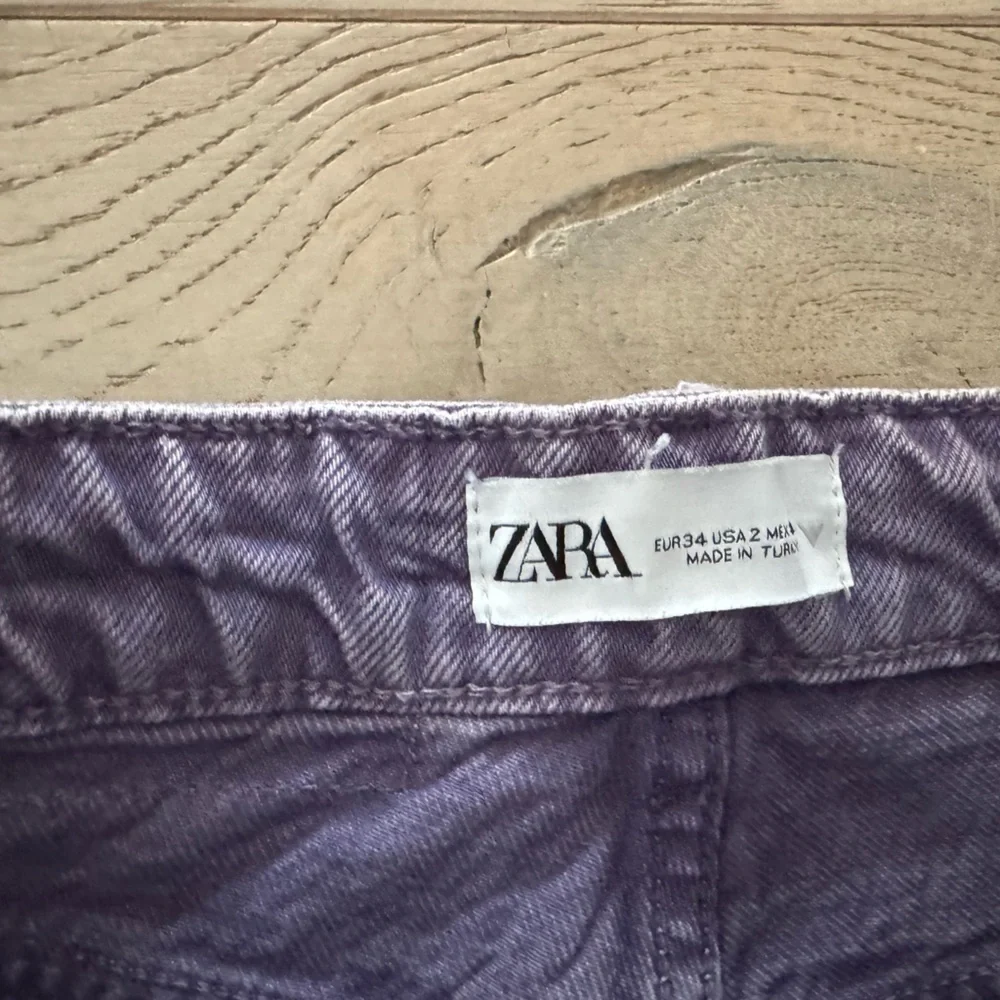Zara 90’s Full Length Jean US size 2 purple color